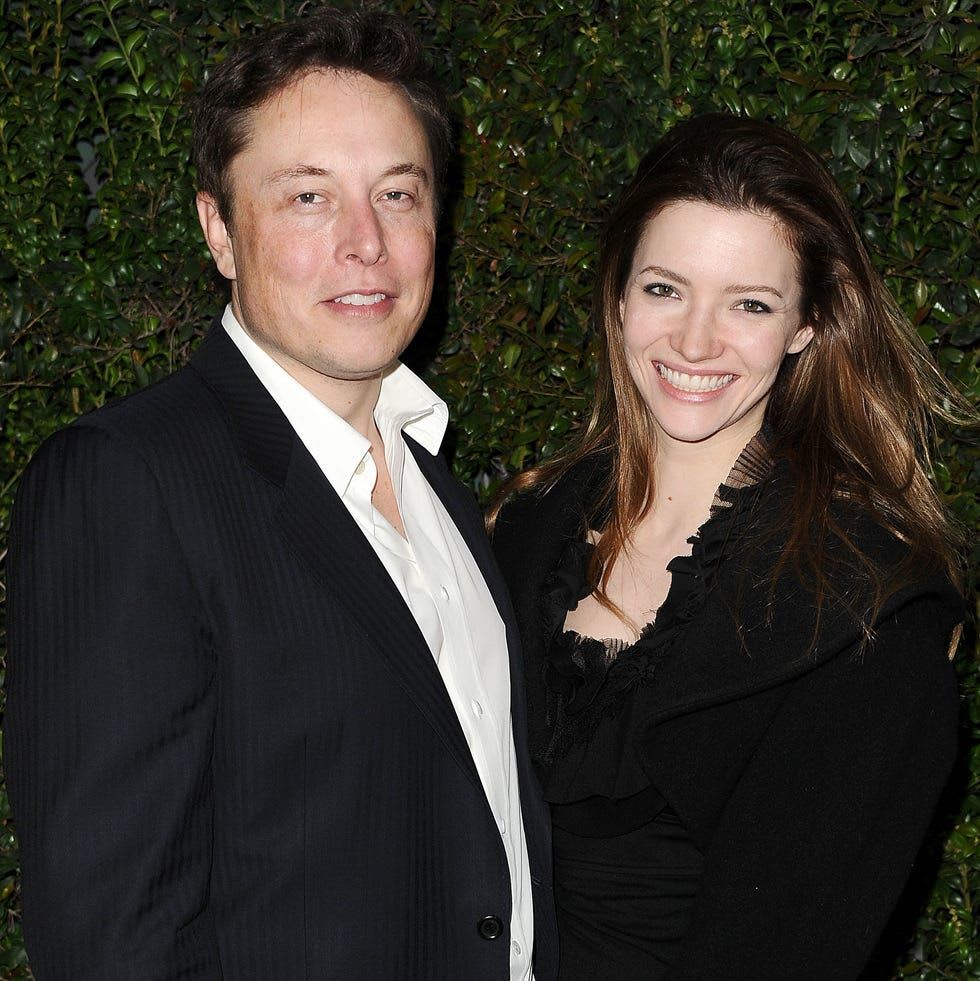 ✿ELON MUSK✿'s Farcaster avatar