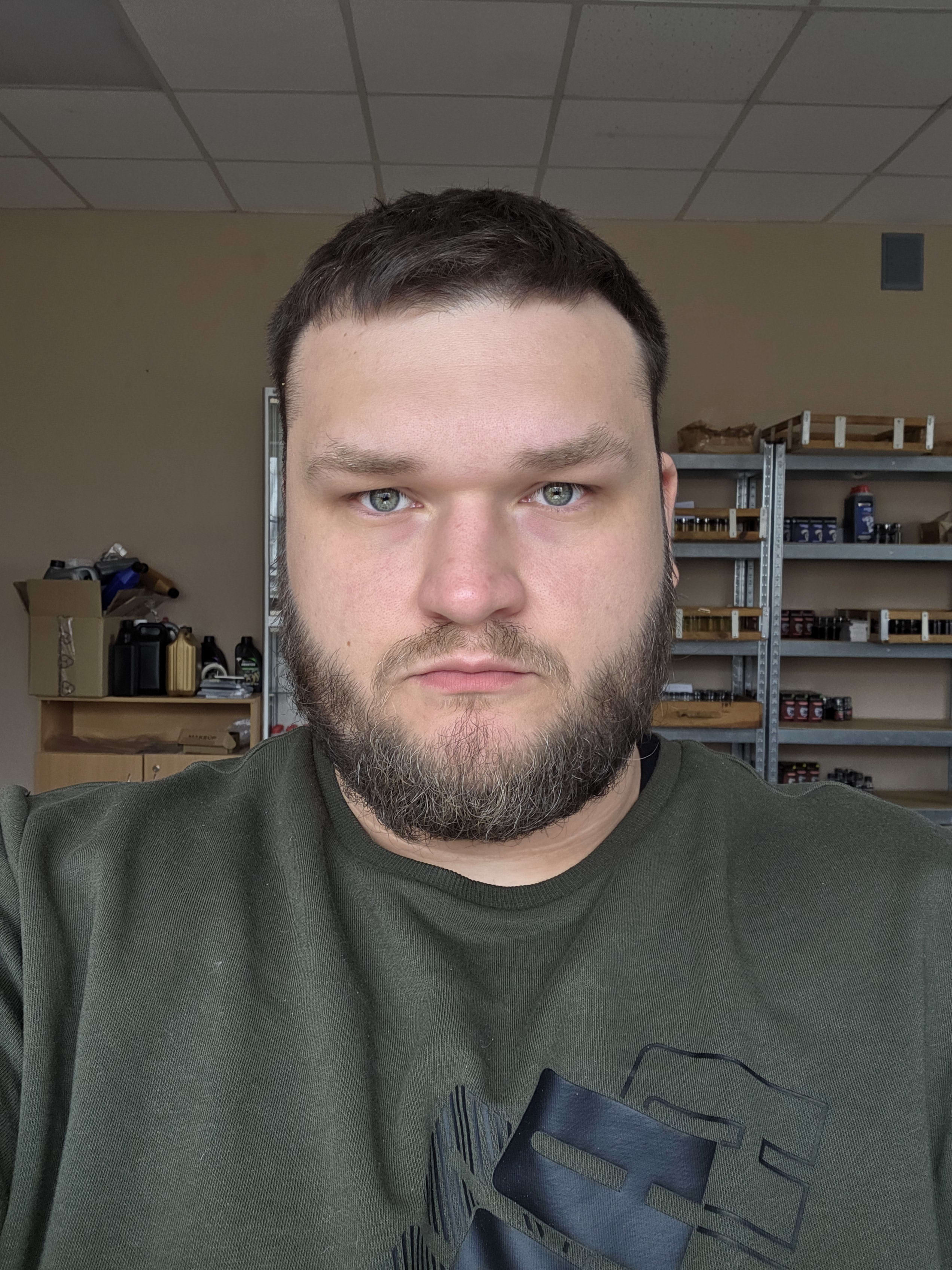 ringmaster.base.eth Basenames (.base.eth domains) based on ENS PFP