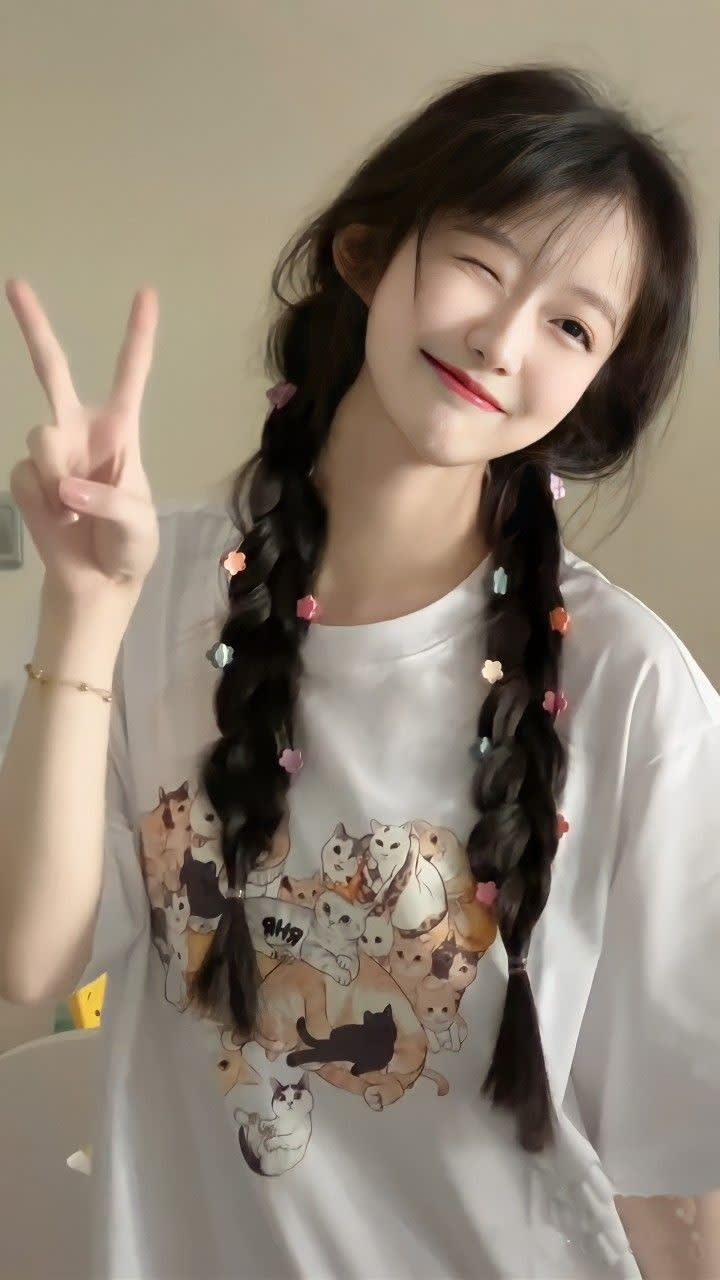 Phuong16's Farcaster avatar