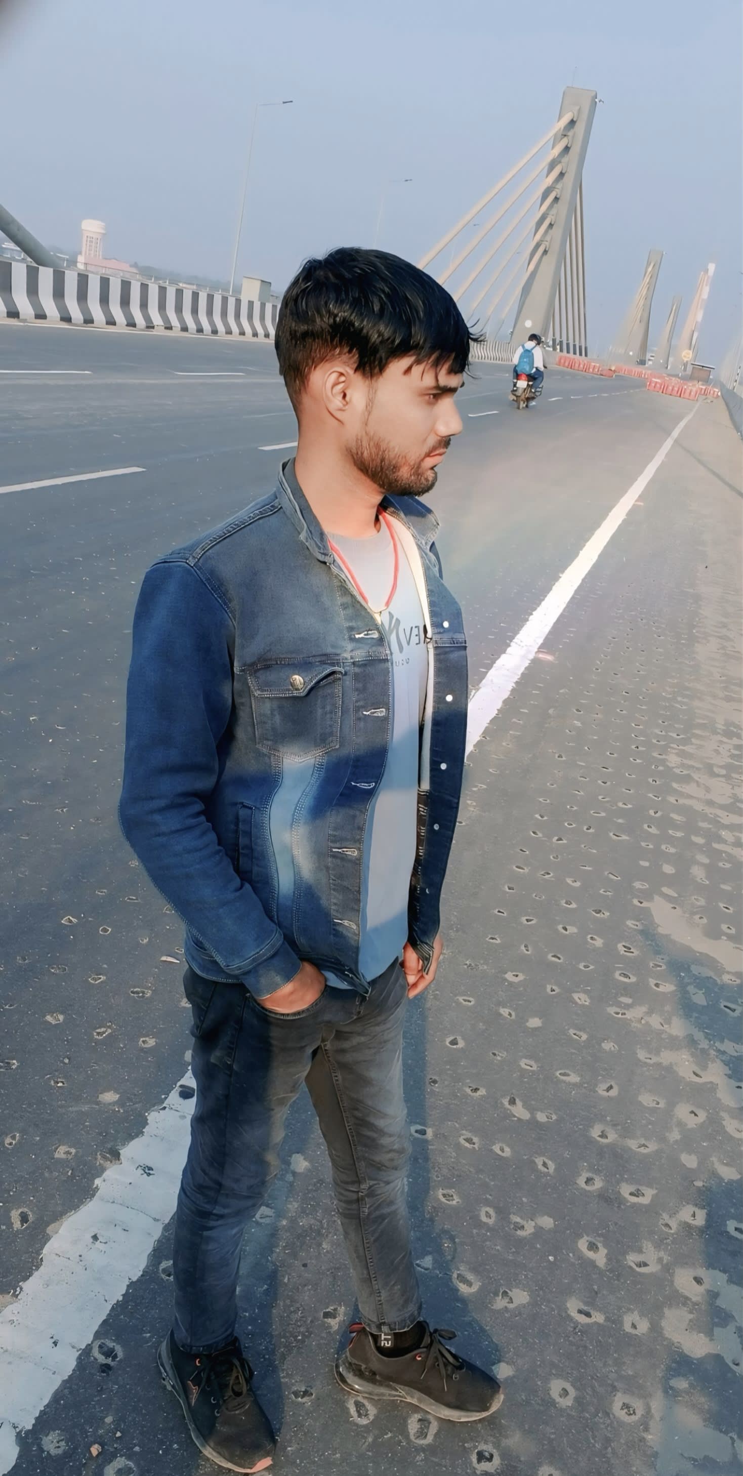 Rajeevbase (rajeevking.base.eth) Farcaster social identity (Fname handle) PFP