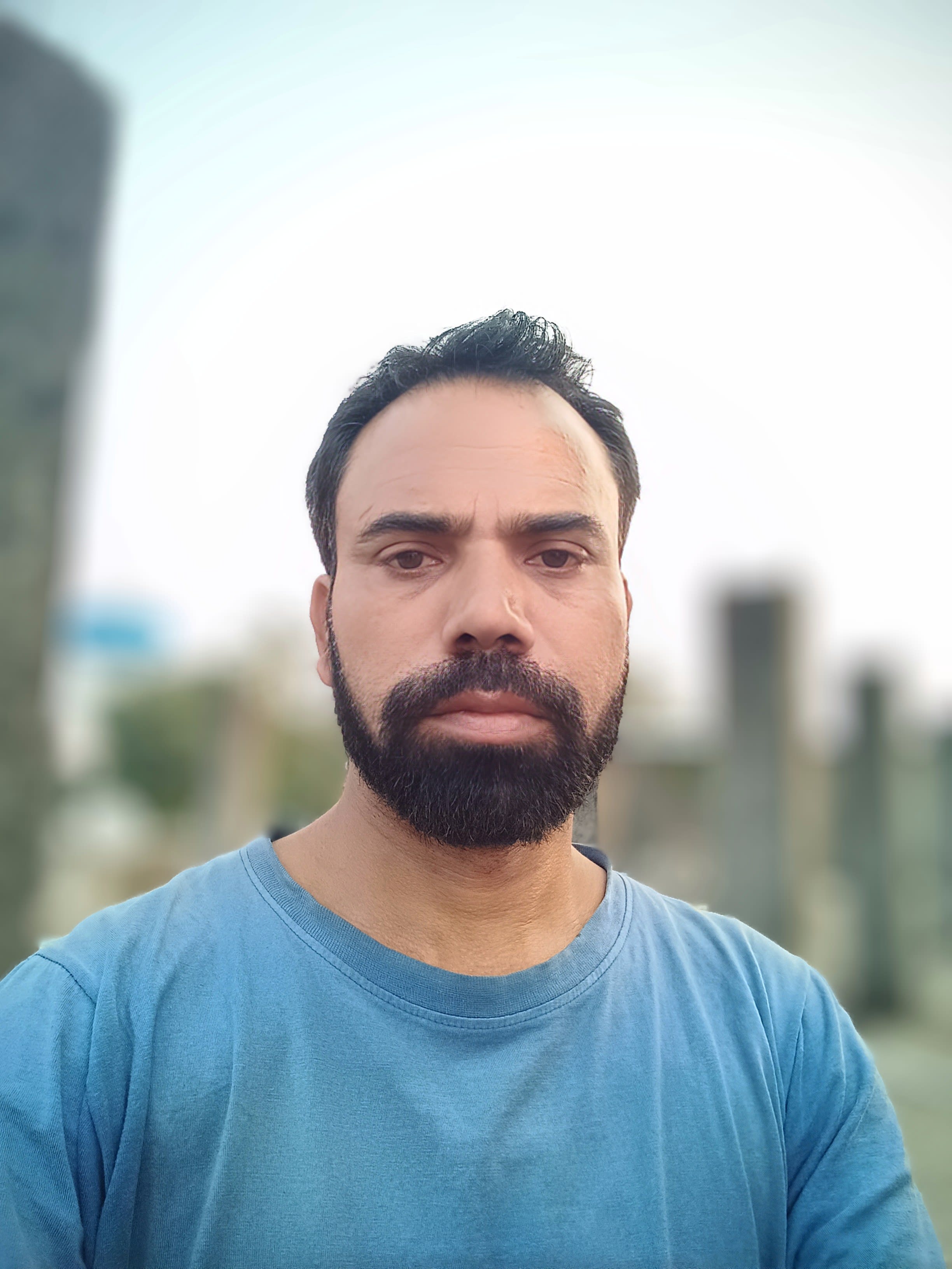 Vasant Tiwari's Farcaster avatar