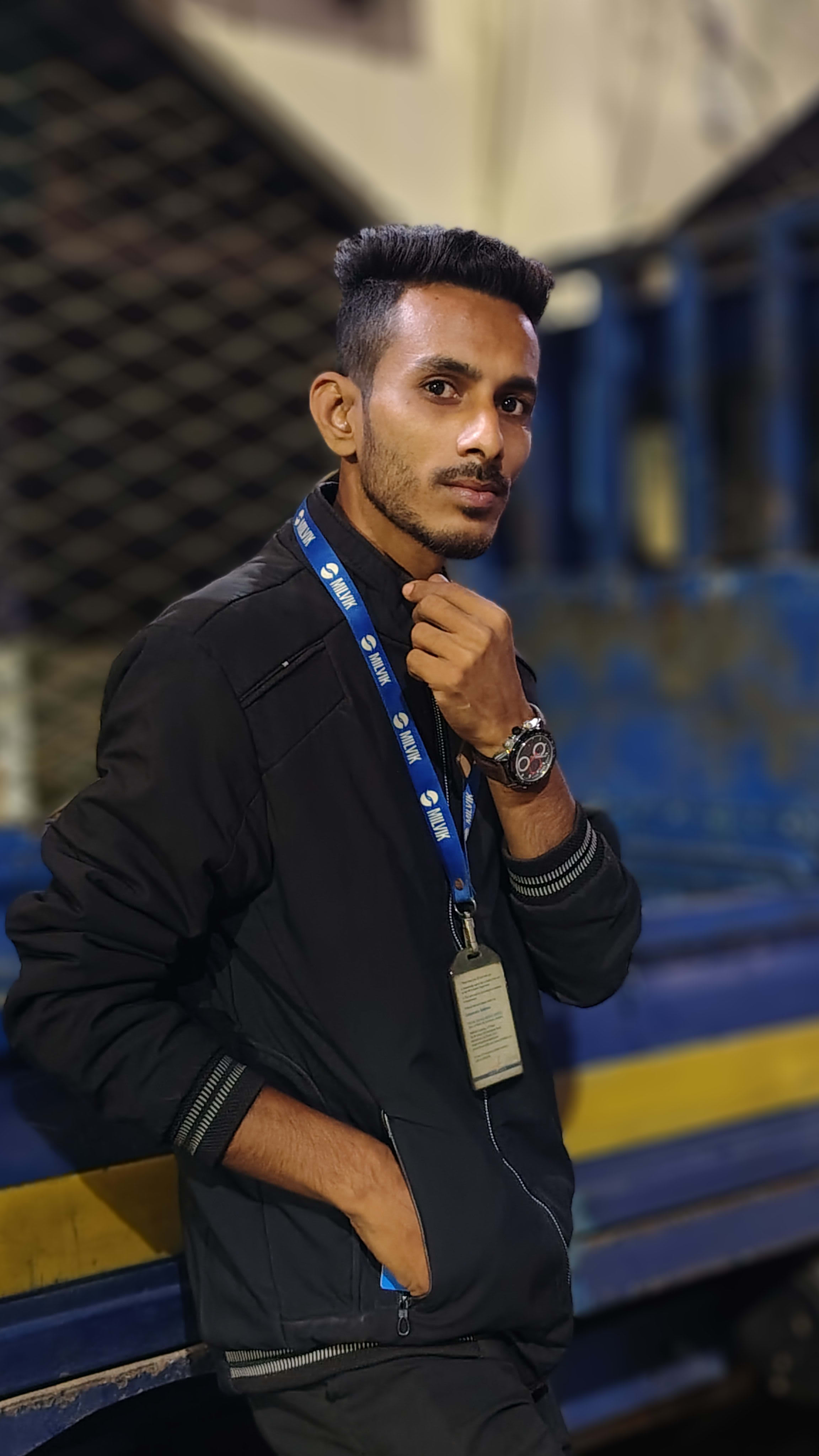 taposh44's Farcaster avatar