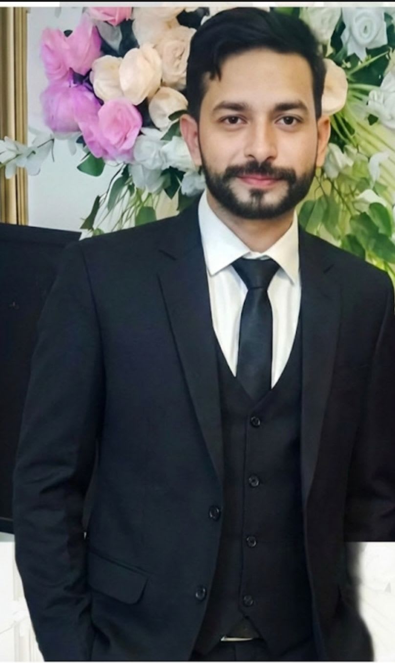 Mian Waqas's Farcaster avatar
