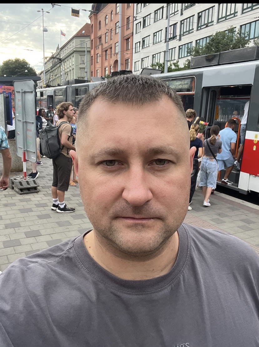 dmytro's Farcaster avatar