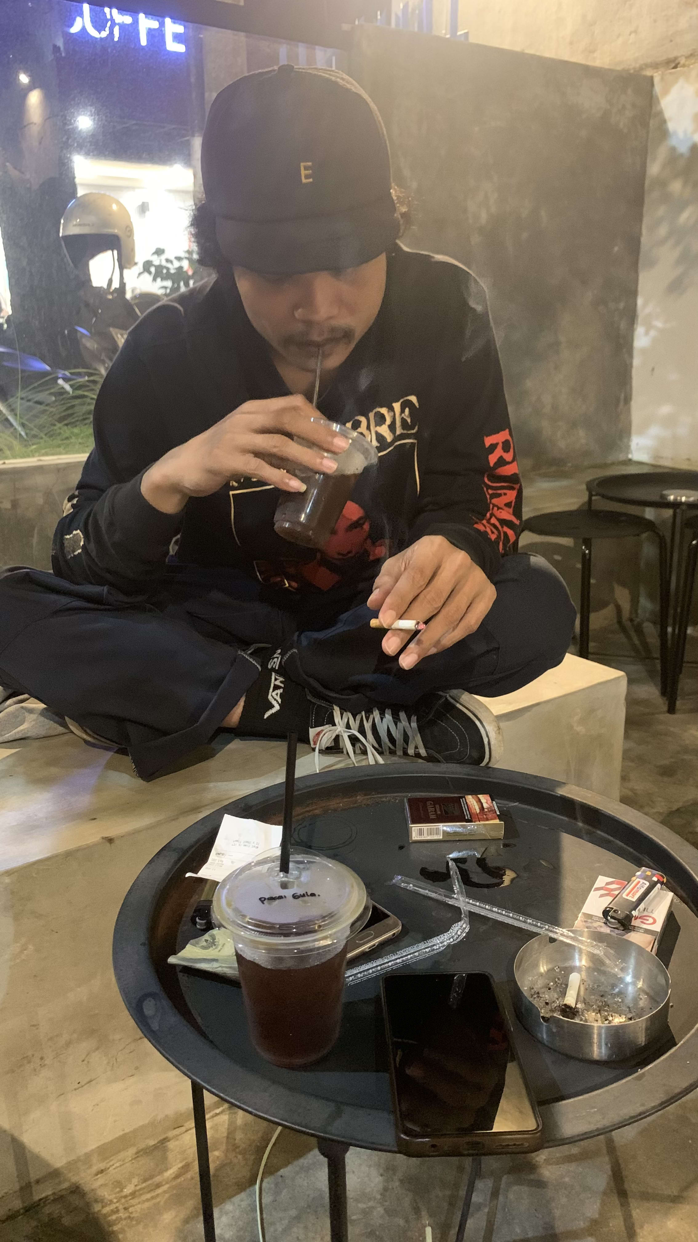 Khabibkarebet's Farcaster avatar
