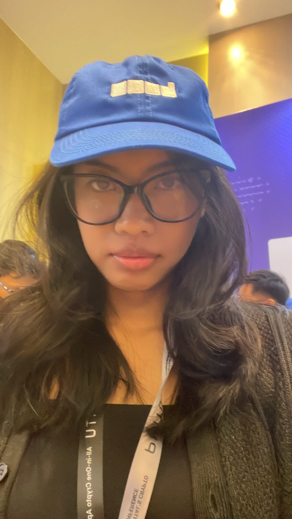 cosmiczara (zaraa.base.eth) Farcaster social identity (Fname handle) PFP