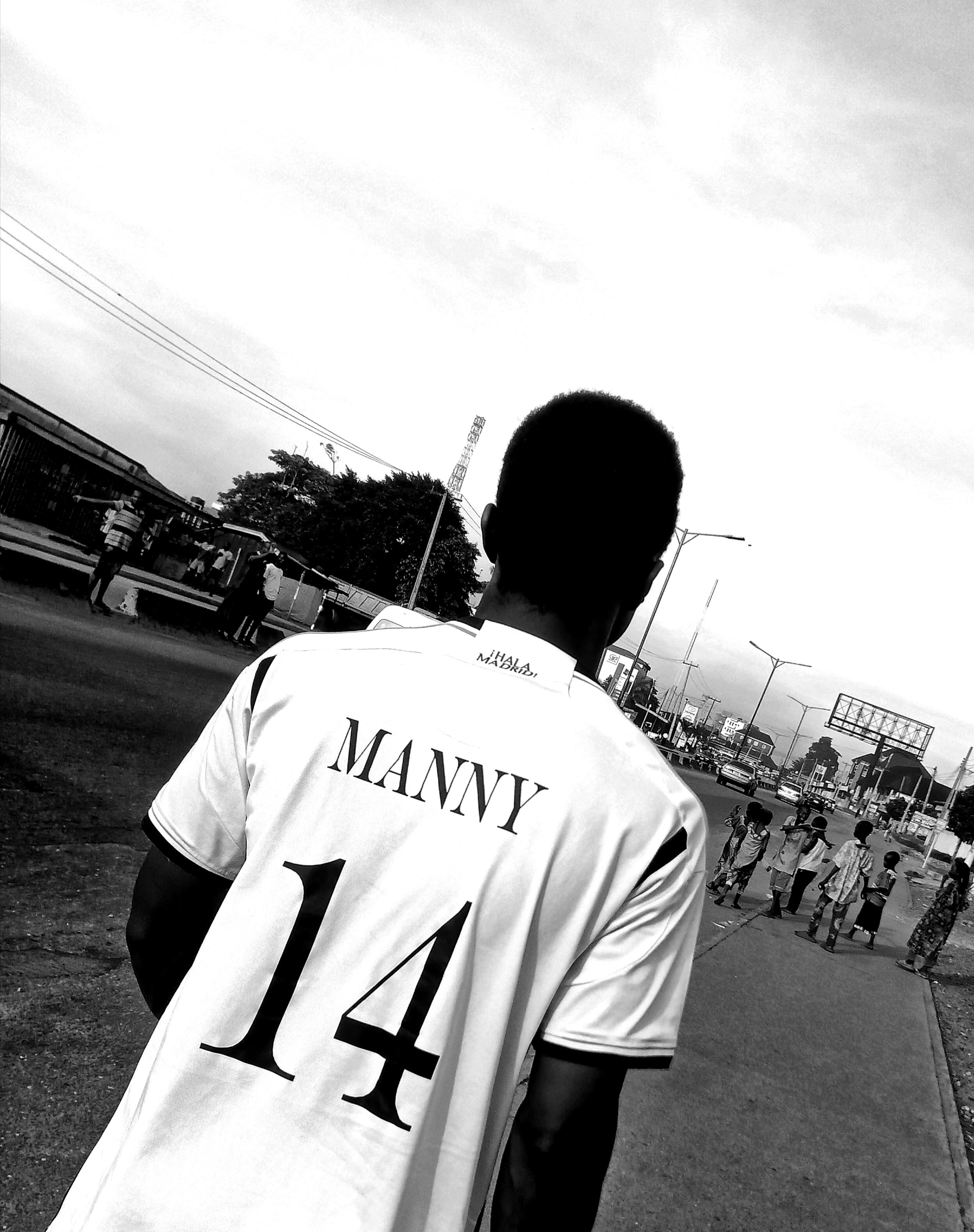 Manny 𓃵⁩'s Farcaster avatar