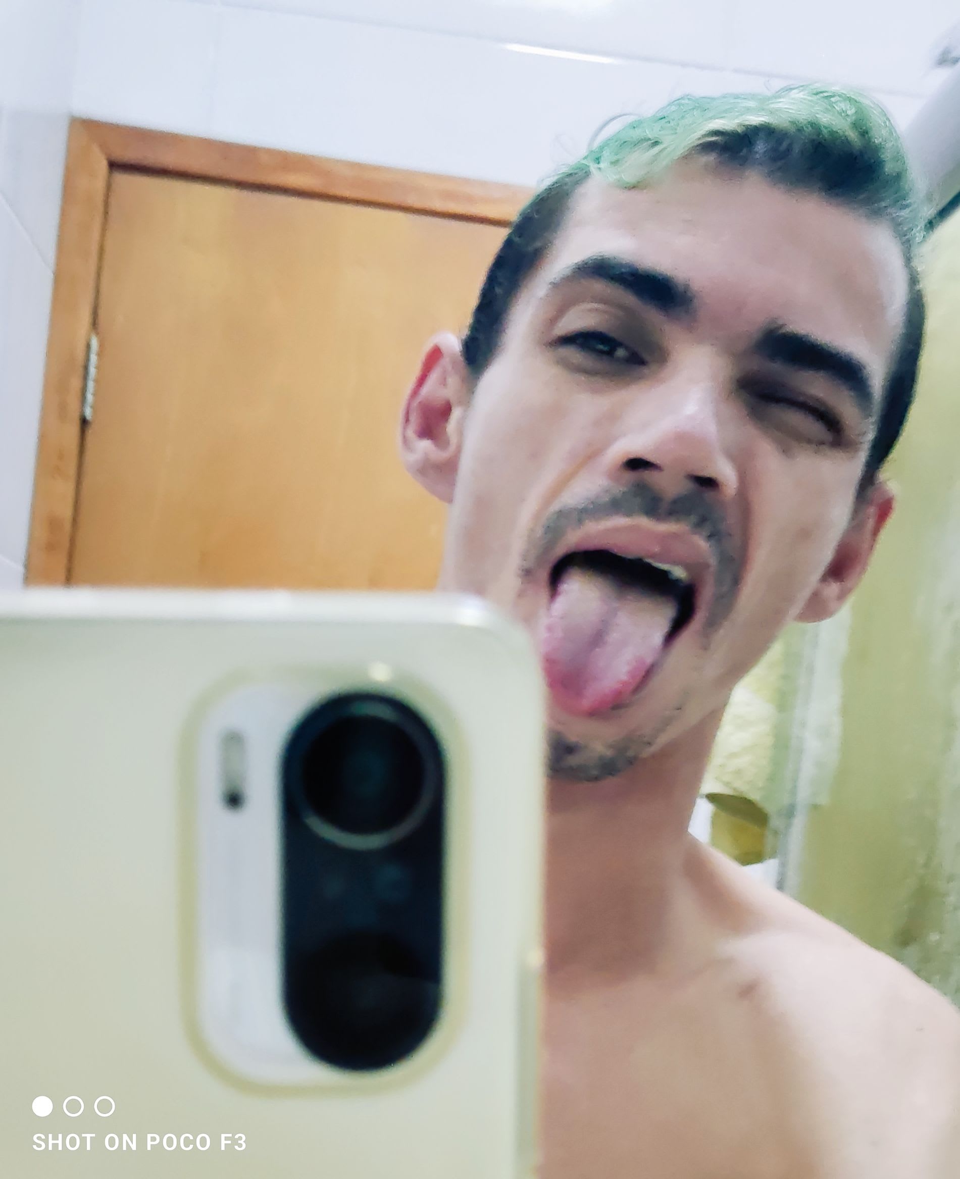 0xneron Farcaster social identity (Fname handle) PFP