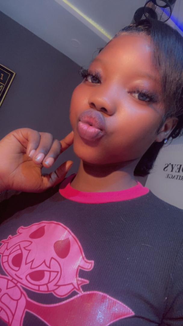 adeola555's Farcaster avatar