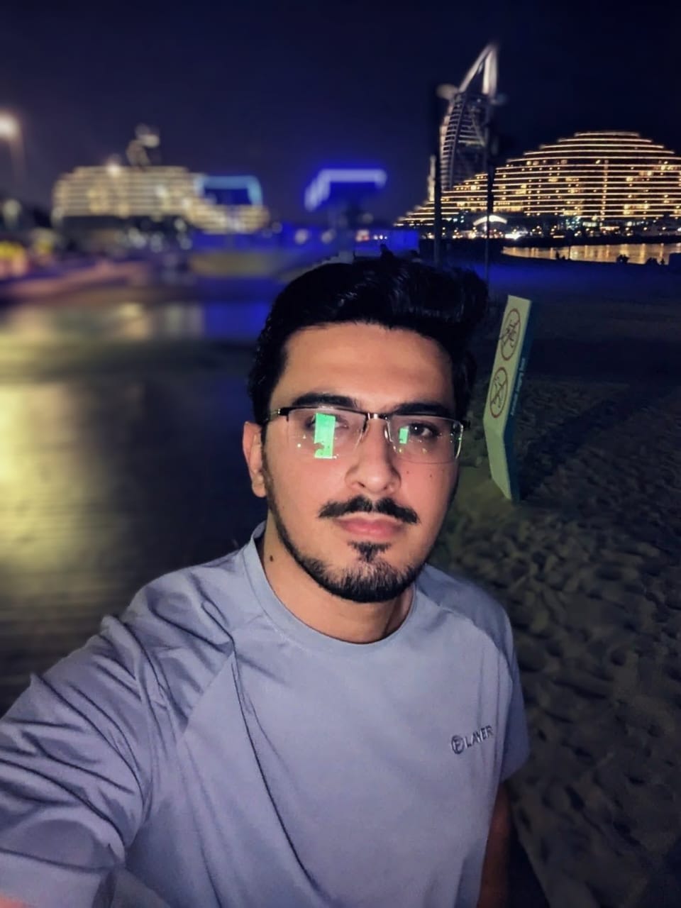 Hamiii's Farcaster avatar