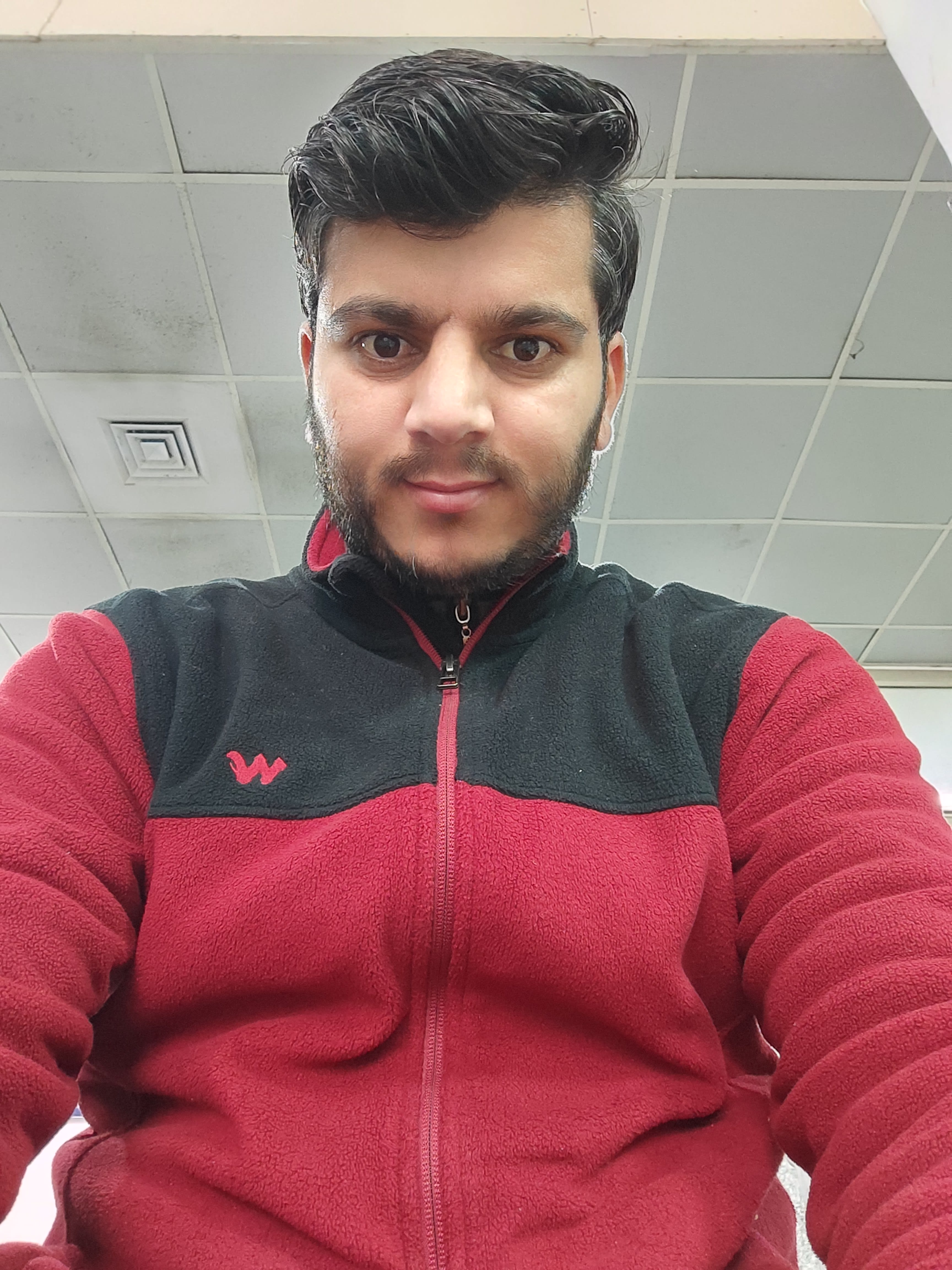 Imtiyaz Bhat's Farcaster avatar