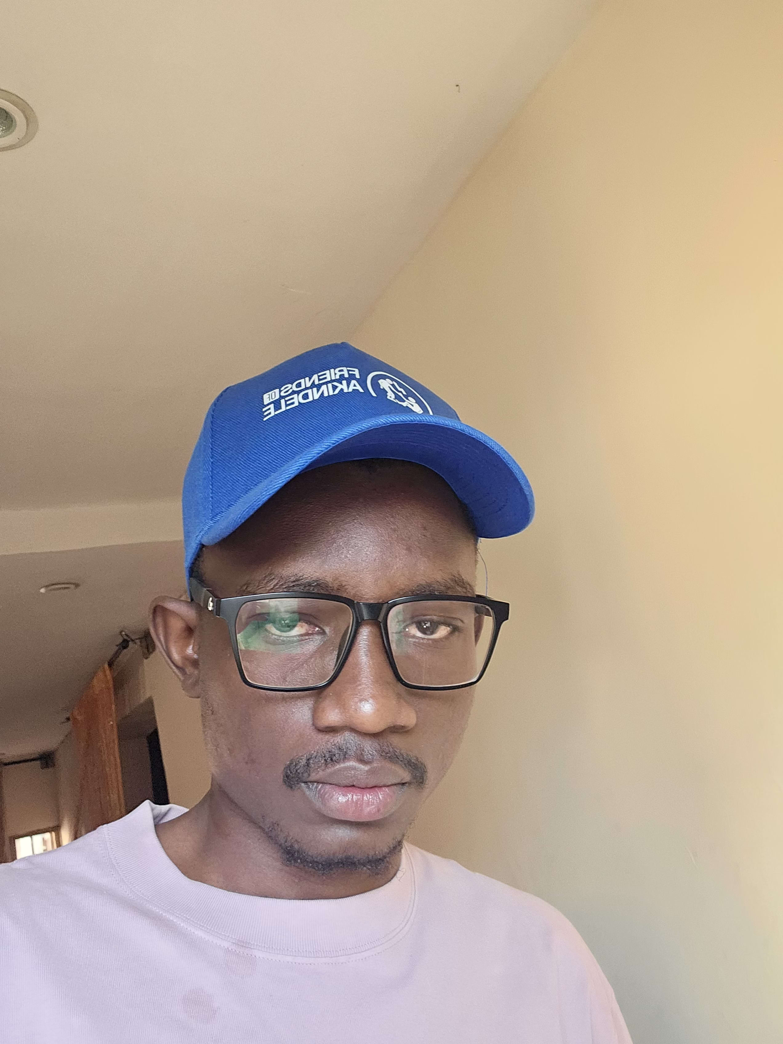 akinsss.base.eth Basenames (.base.eth domains) based on ENS PFP