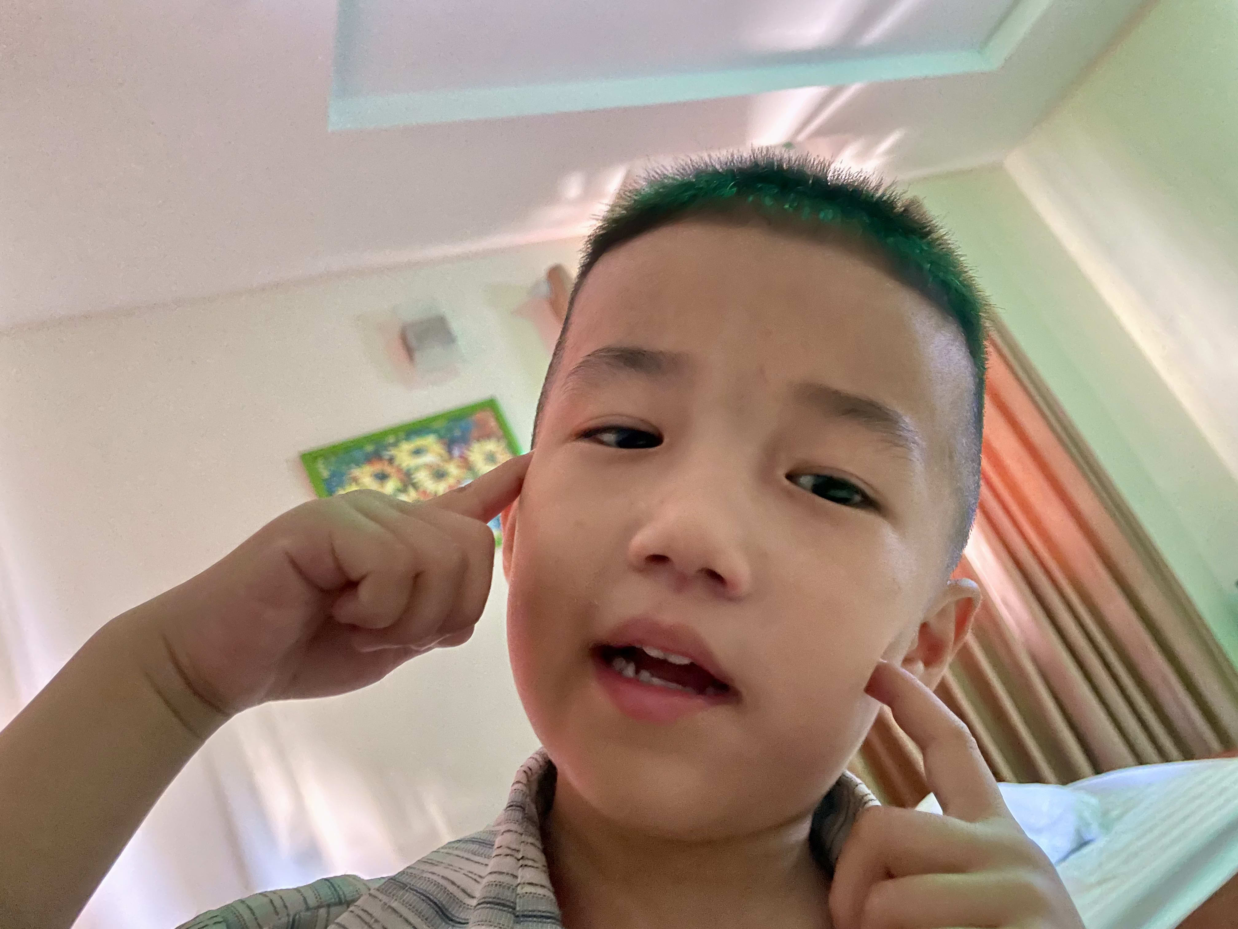 hoangdzaivn's Farcaster avatar