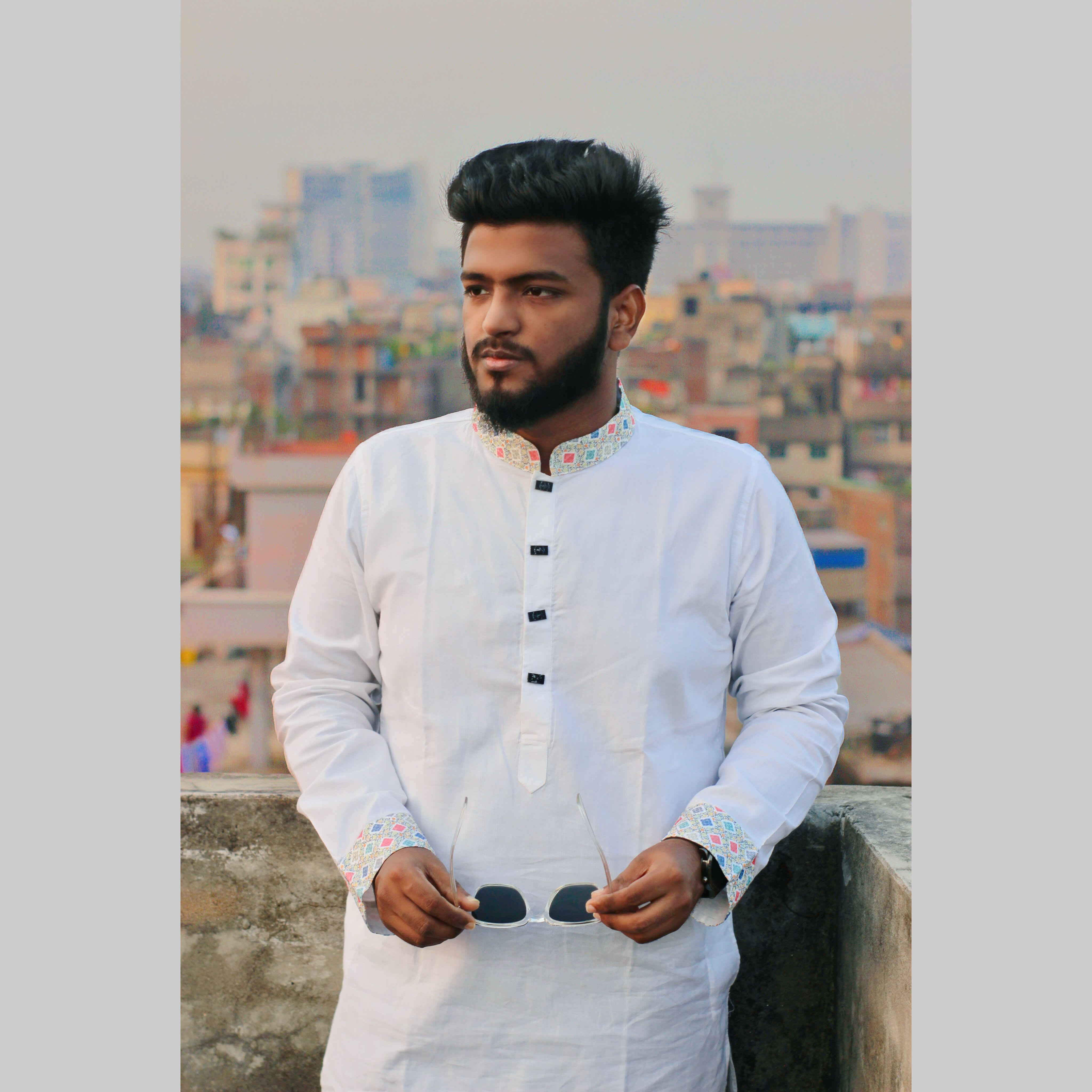 Alvi's Farcaster avatar