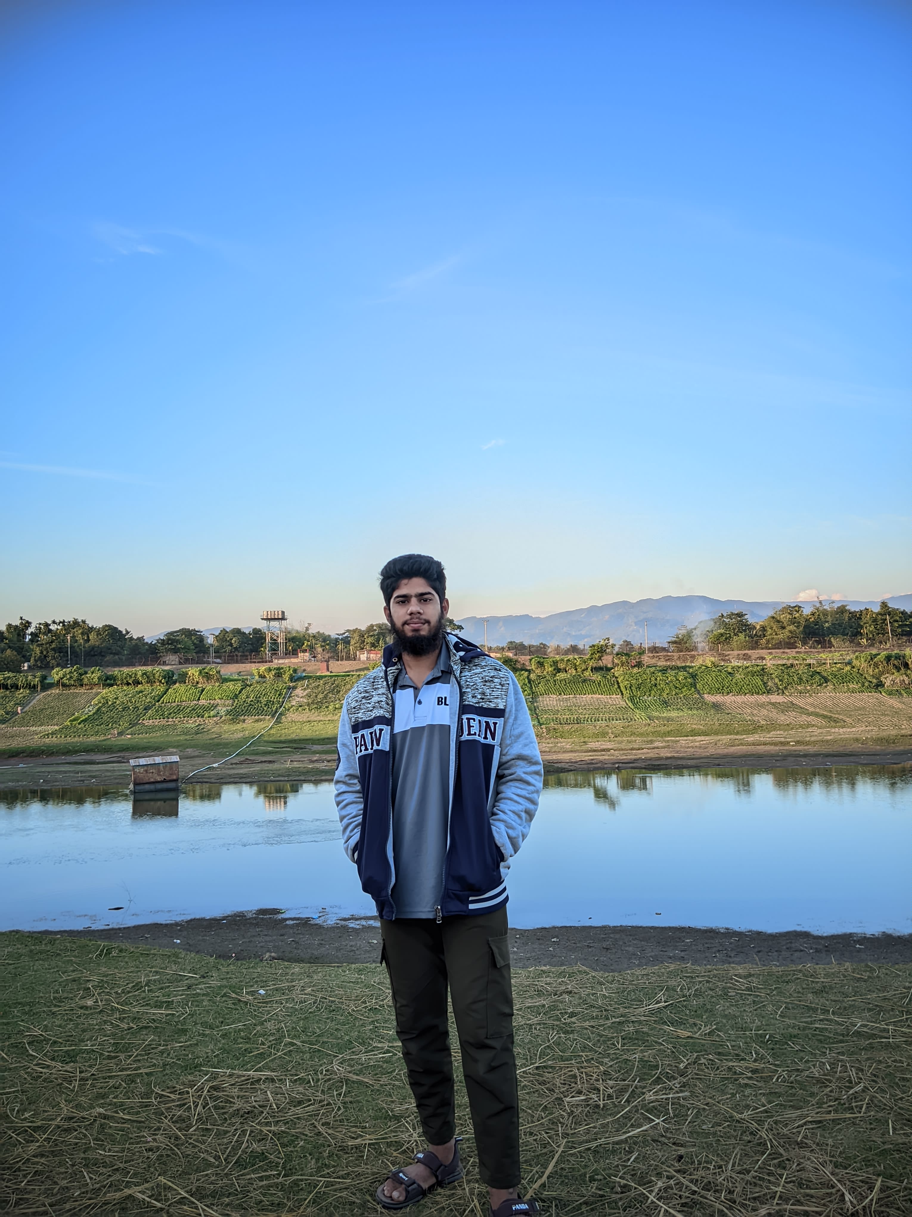 sakibkhan14196's Farcaster avatar