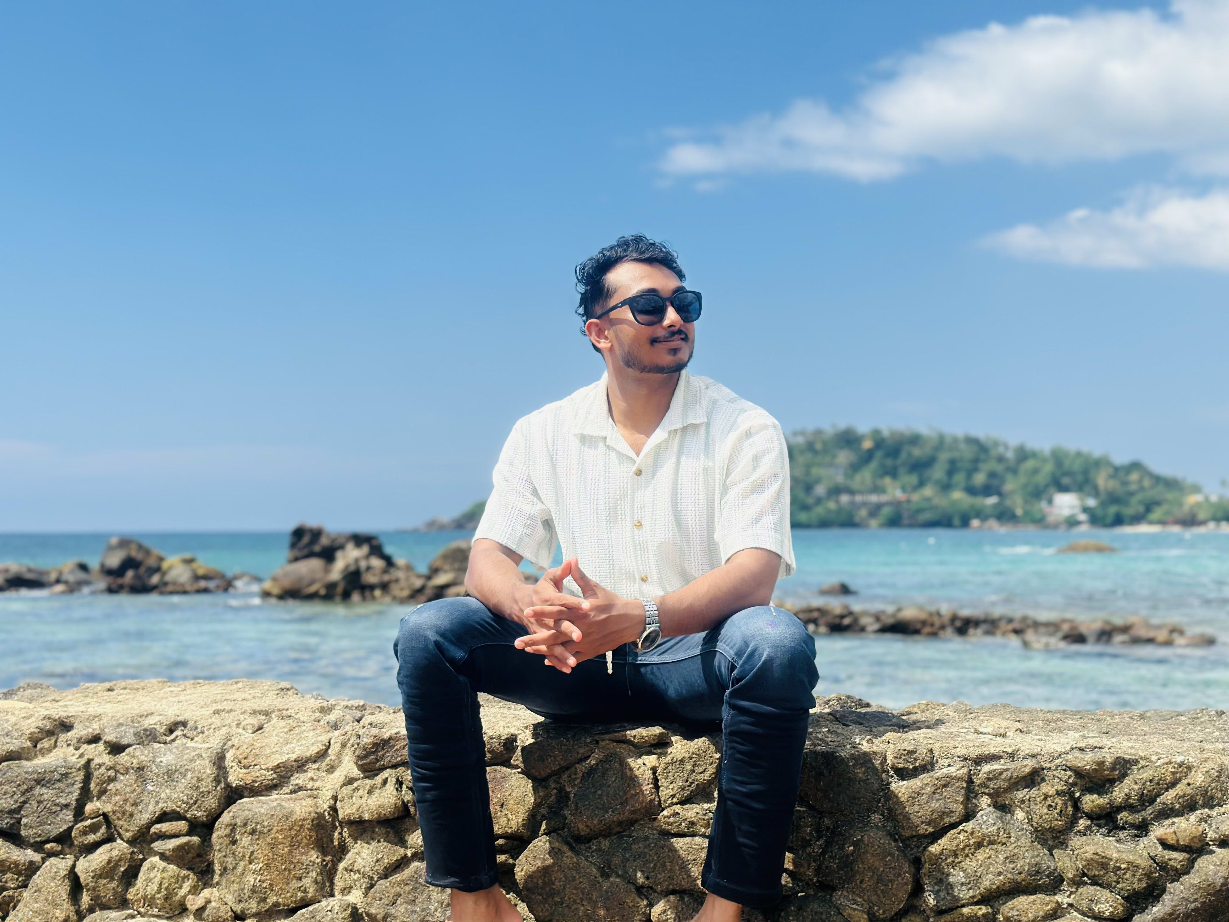 chamika.base.eth Basenames (.base.eth domains) based on ENS PFP