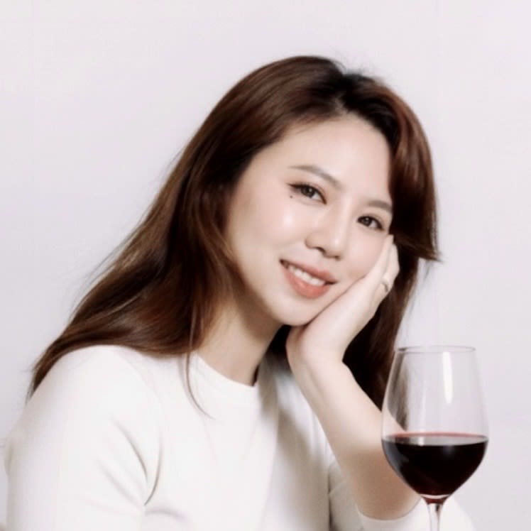 Alicia Peas (aliciapeas.base.eth) Farcaster social identity (Fname handle) PFP