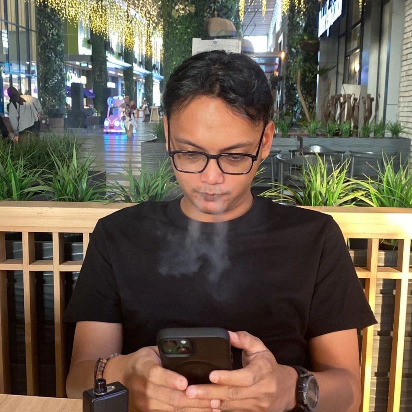 reyshan1411 Farcaster social identity (Fname handle) PFP
