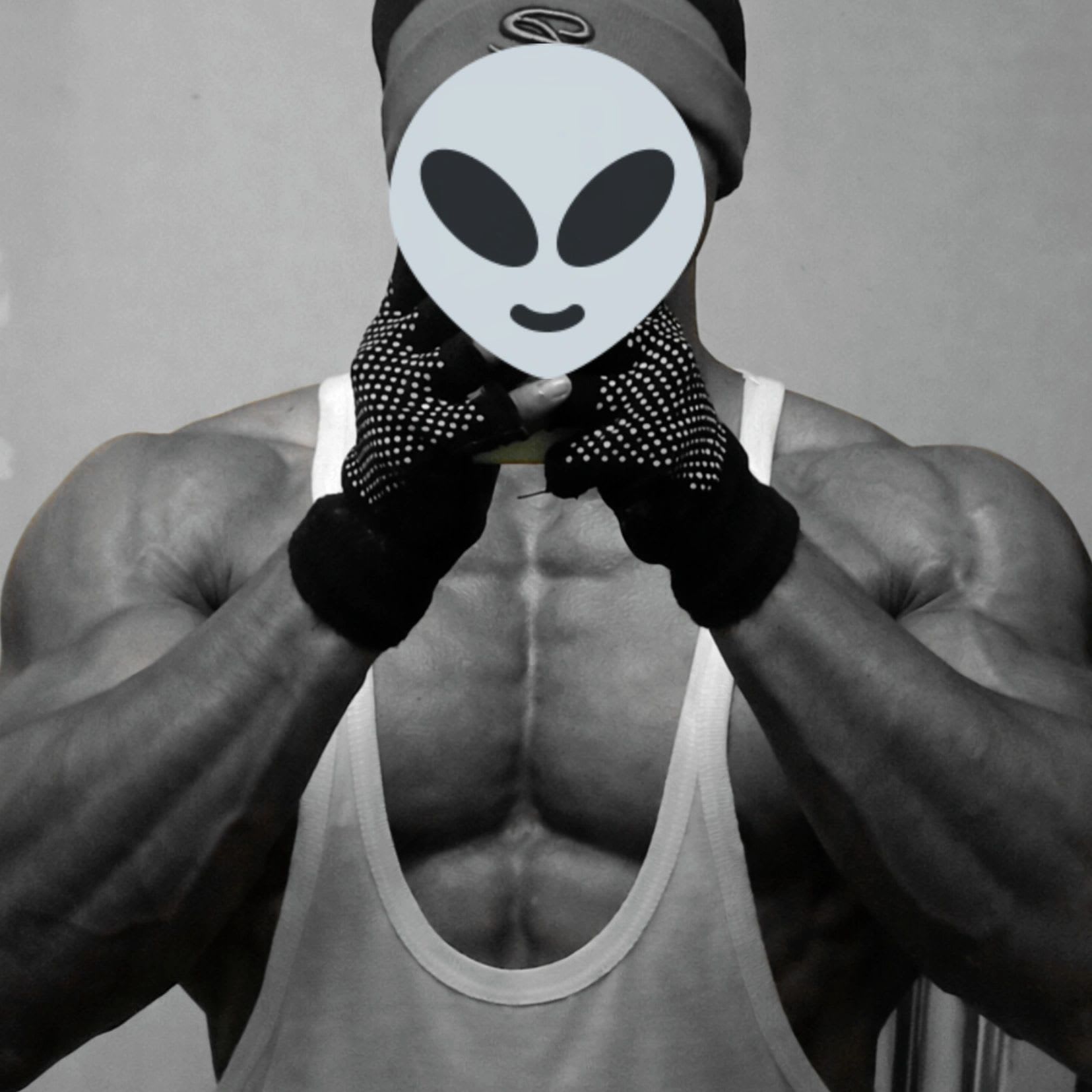 Derren36 (scorpionthreen) Farcaster social identity (Fname handle) PFP