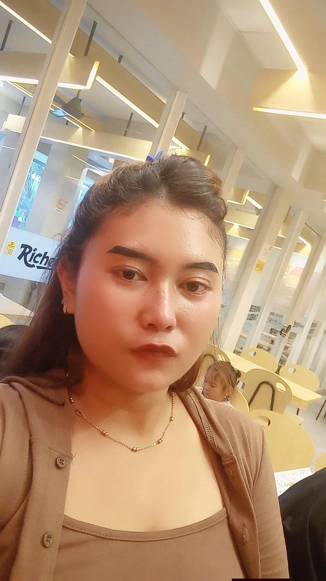 sugarmom.base.eth (ayumi) Farcaster social identity (Fname handle) PFP