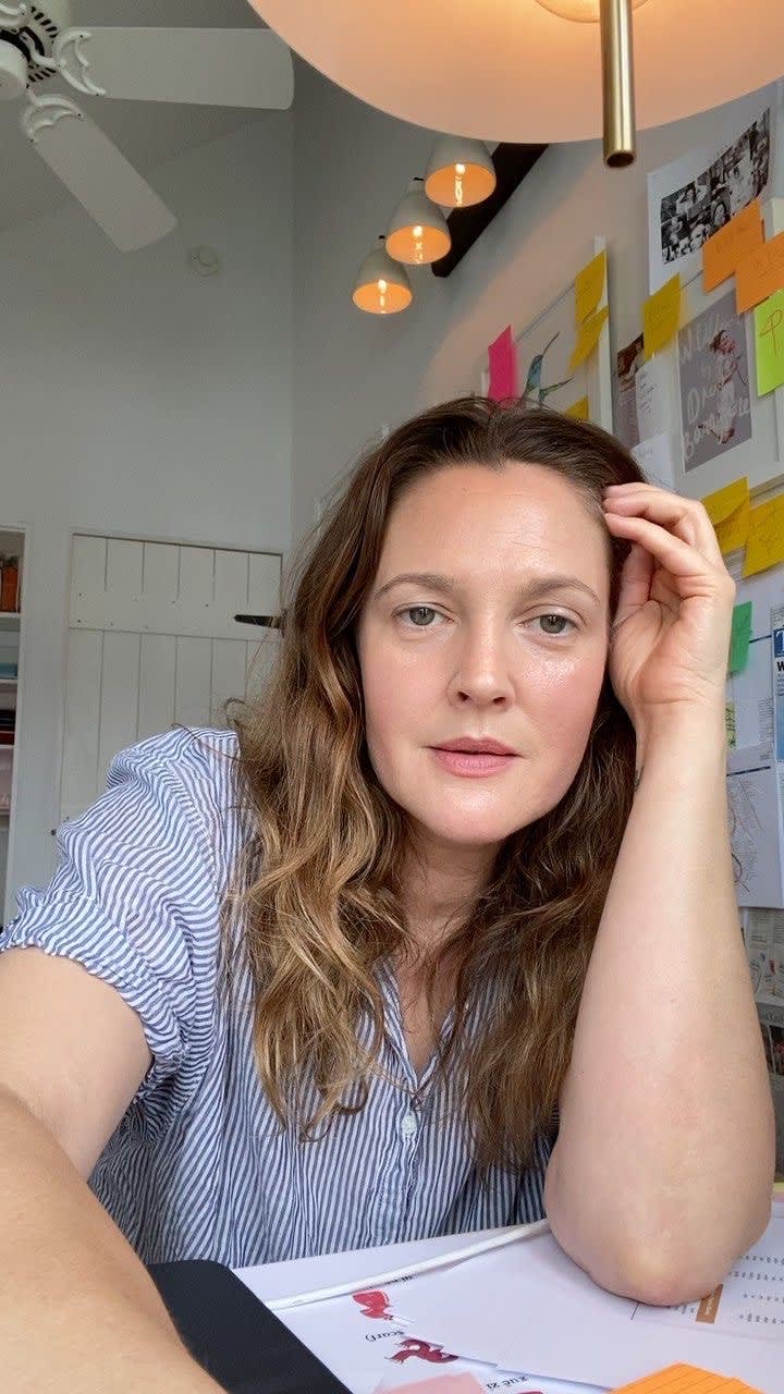 Drew barrymore (daltonwoods) Farcaster social identity (Fname handle) PFP