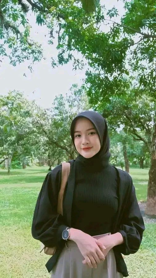 Sanz "base.eth" (robiginanjar97) Farcaster social identity (Fname handle) PFP
