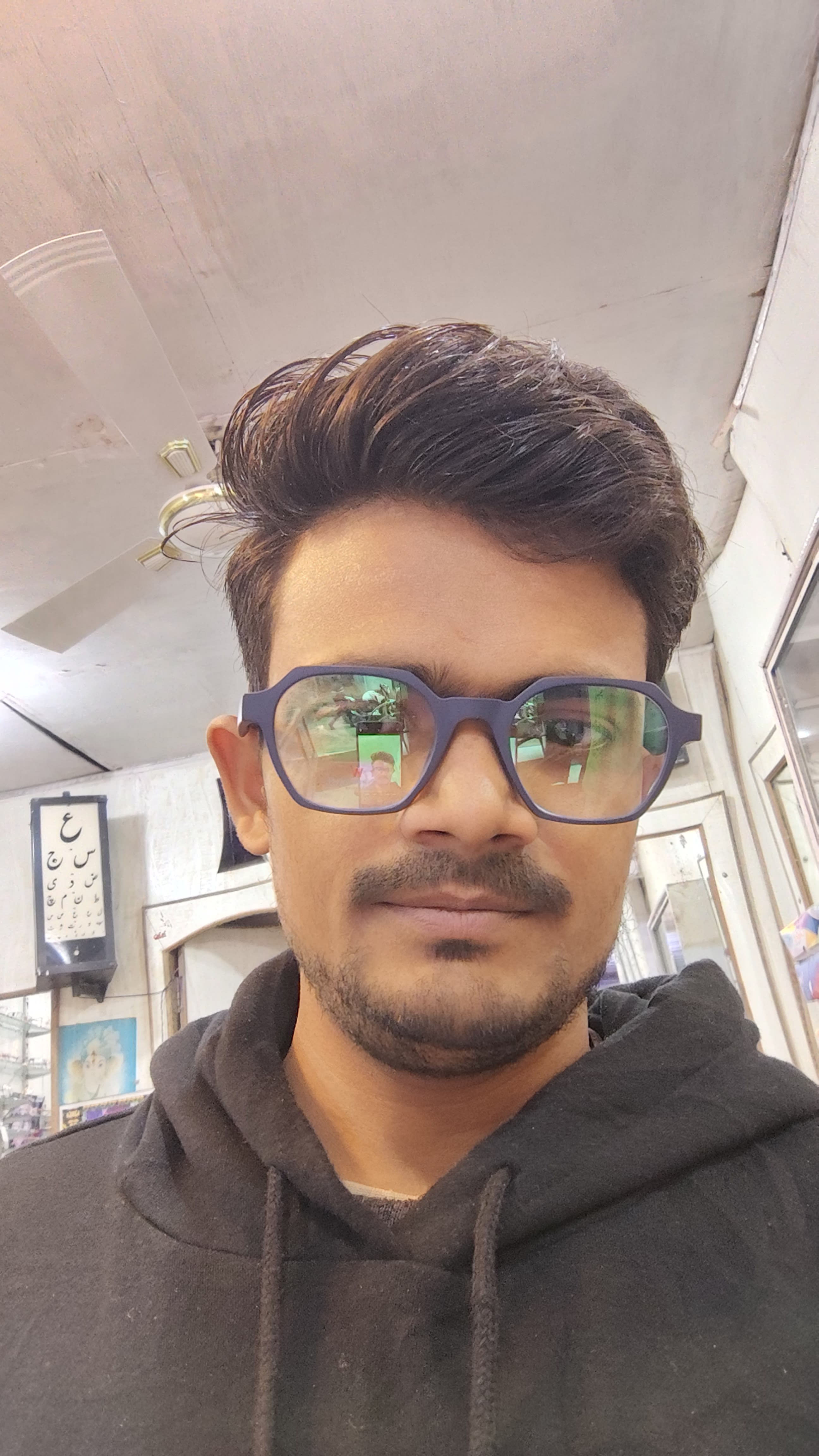 Zahid_vns's Farcaster avatar