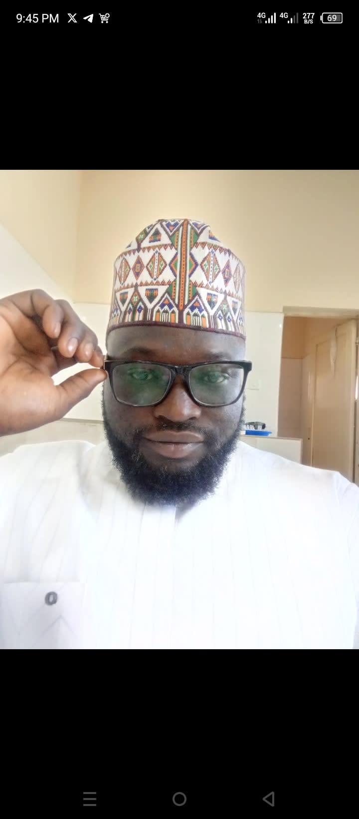 Abdulkhabir's Farcaster avatar