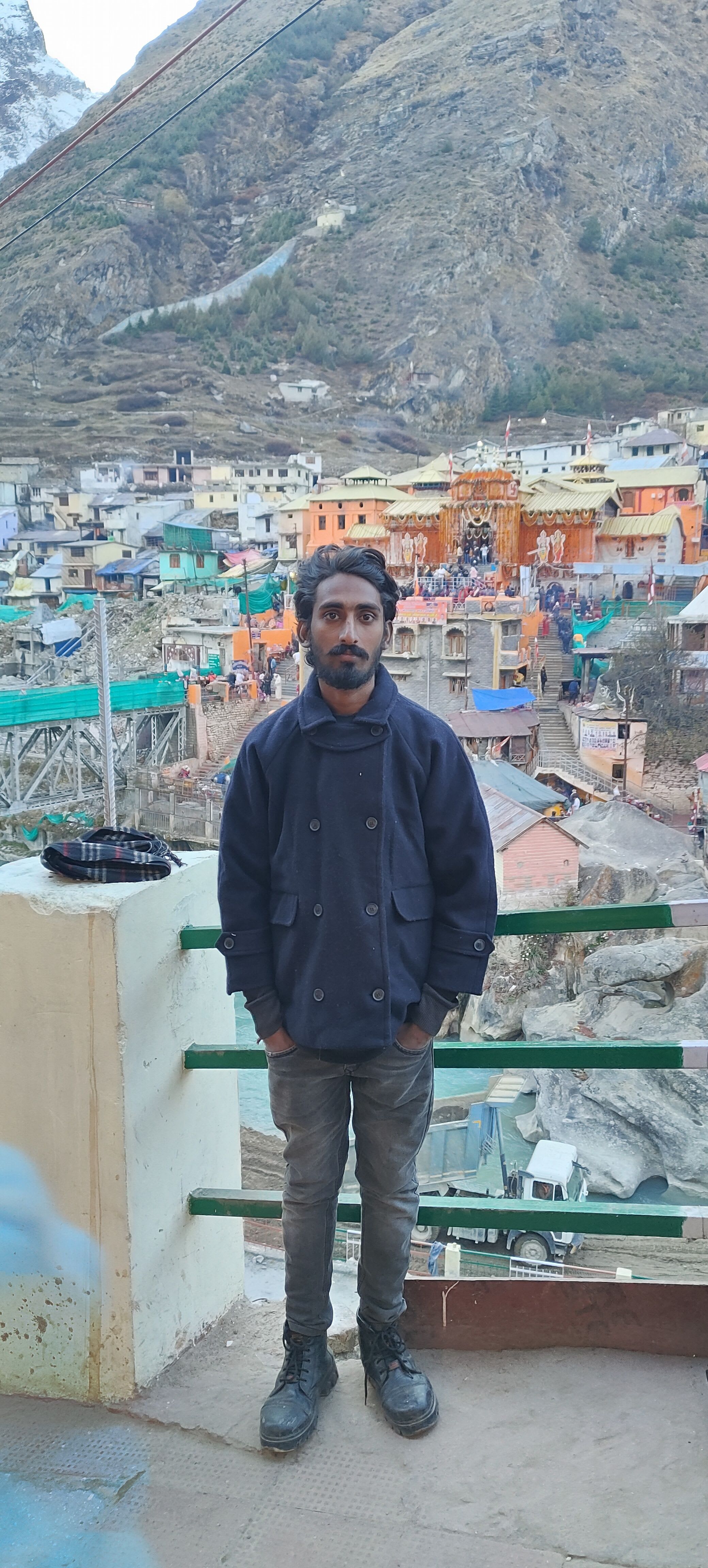 Rajesh Gone "base.eth" (rajeshgone.eth) Farcaster social identity (Fname handle) PFP