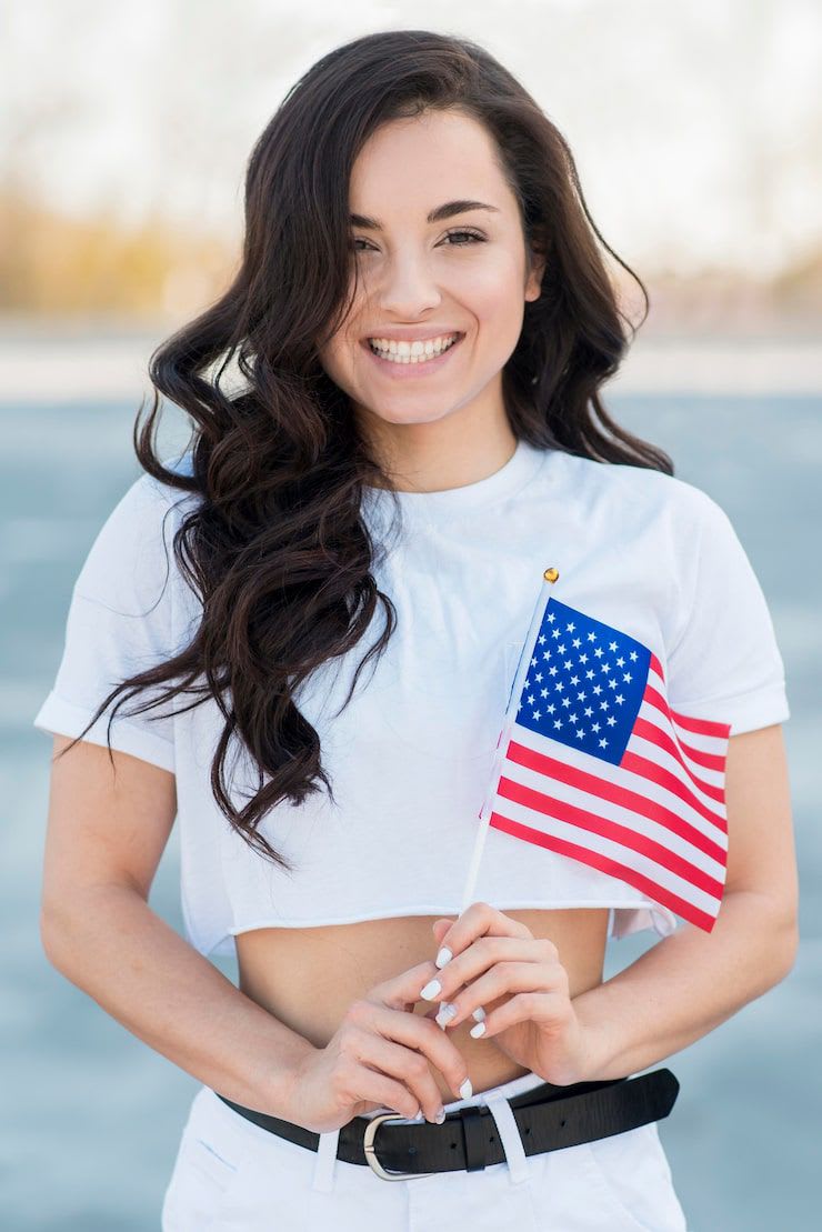 Allie Zoe's Farcaster avatar