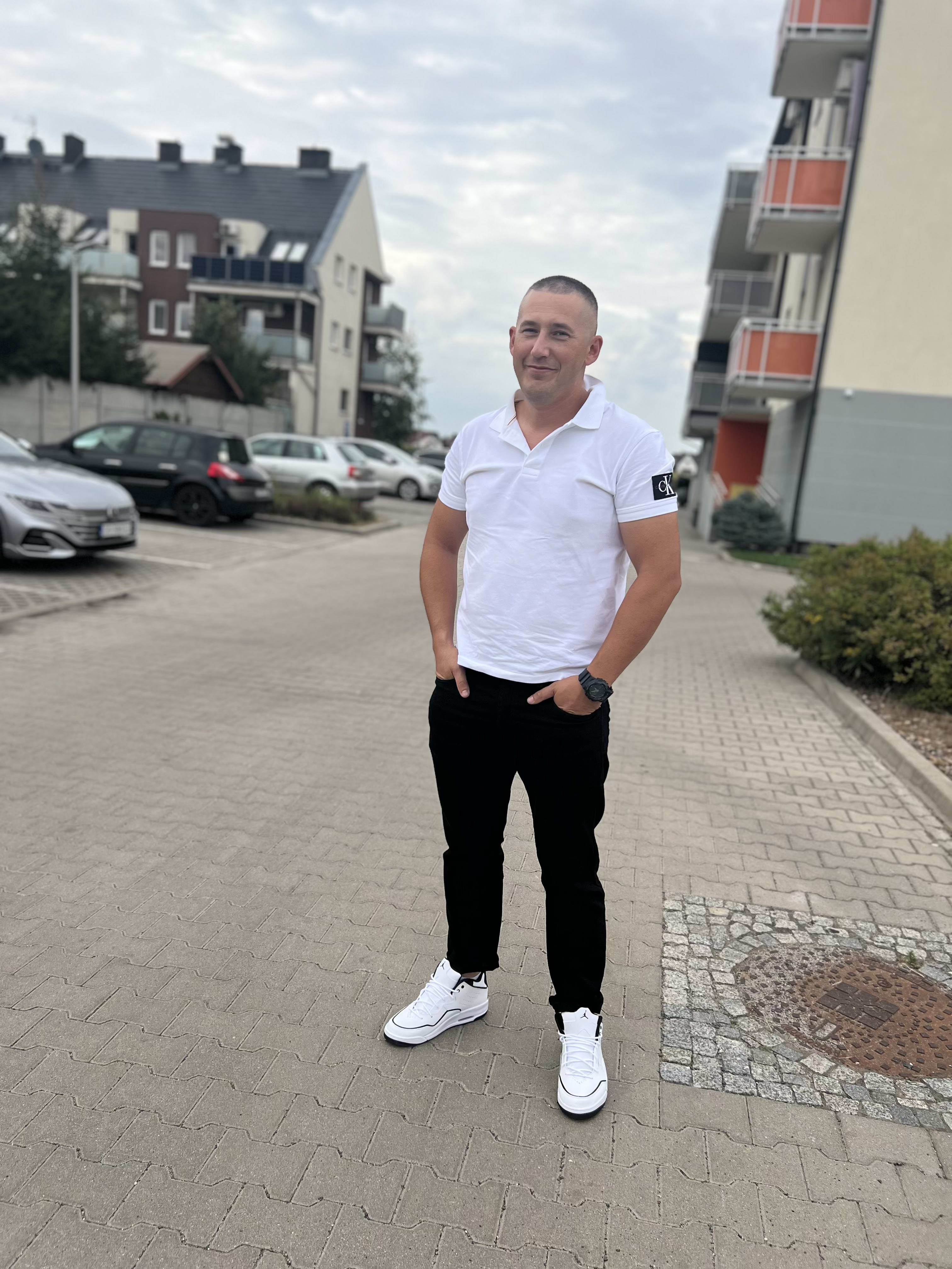 Kostiantyn (gentlekot) Farcaster social identity (Fname handle) PFP