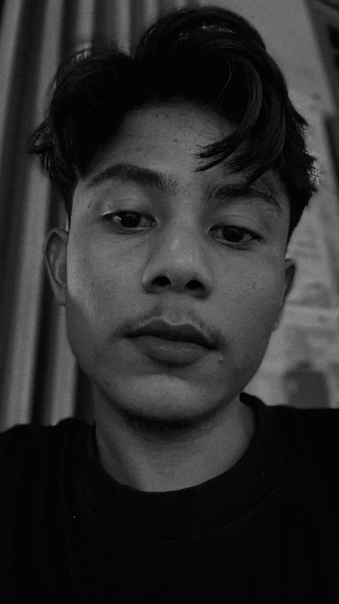dyneth Farcaster social identity (Fname handle) PFP