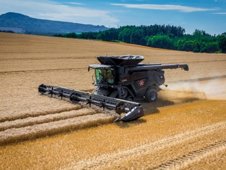 Massey Ferguson Erntetechnik