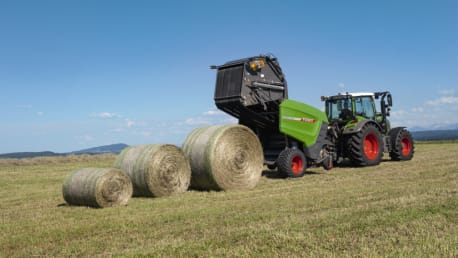 Fendt Rotana V Variable Rundballenpresse