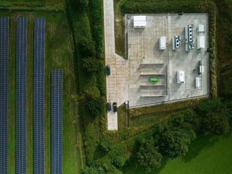 PV on a field and Hydrogen