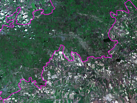 Satellitenbilder zeigen landwirtschaftliche Nutzfläche an der Front