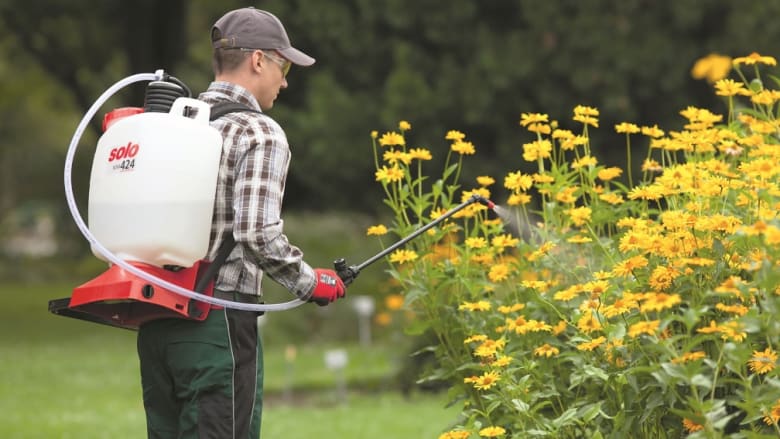 Gartenrückenspritzen