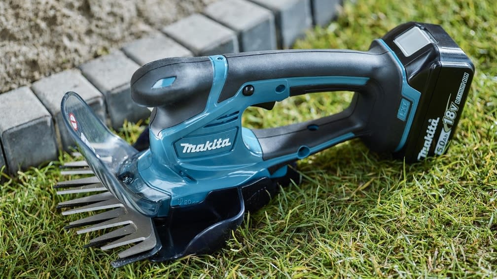 Makita Grasschere