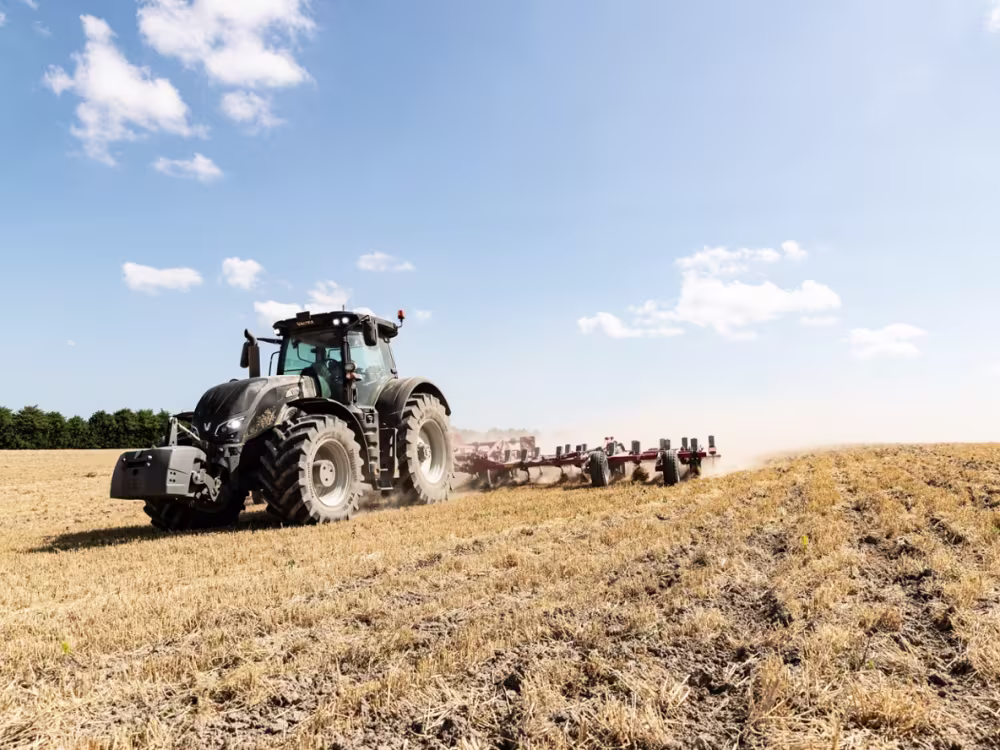 VALTRA Traktor "S-Serie"