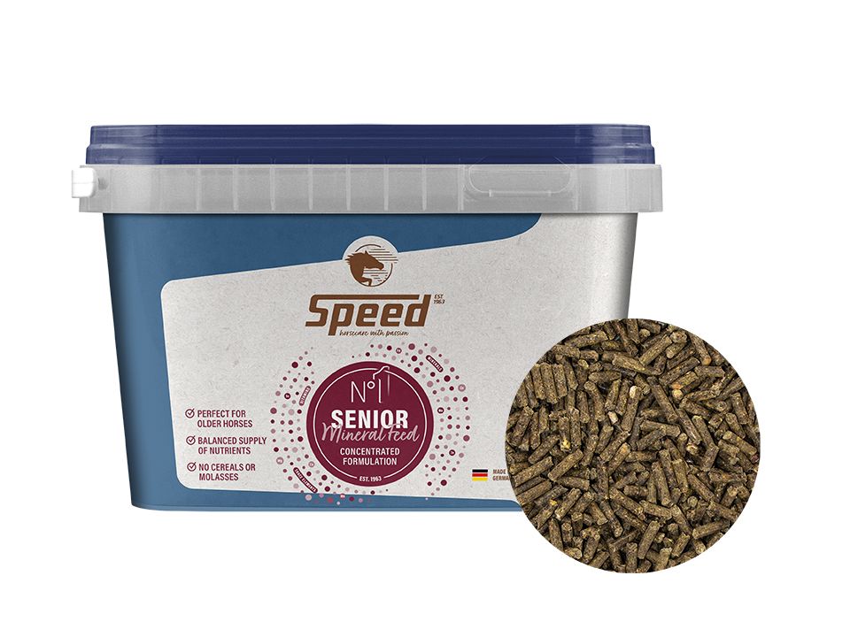 SPEED N° 1 Senior hochkonzentriertes, pelletiertes, melassefreies, getreidefreies Mineralfutter für alte Pferde 1,5 kg Eimer