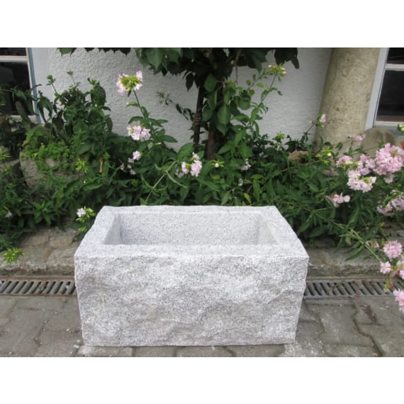 Granitbrunnen Rechteckig 60 X 35 X 30 Cm Hellgrau Brunnen Wassertroge Garten Hof Baustoffe Und Werkzeug Baywa Baustoffe Online Shop Und Baustoffhandel