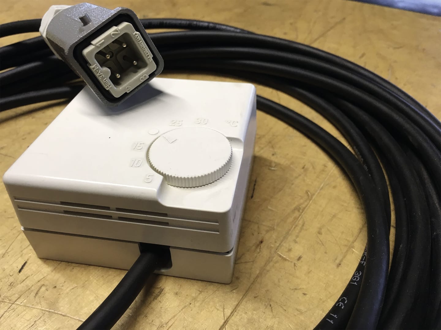 Wilms Raumthermostat +5 bis +30 °C, Kabel 10 m, für Heizgerät GH, 6159451
