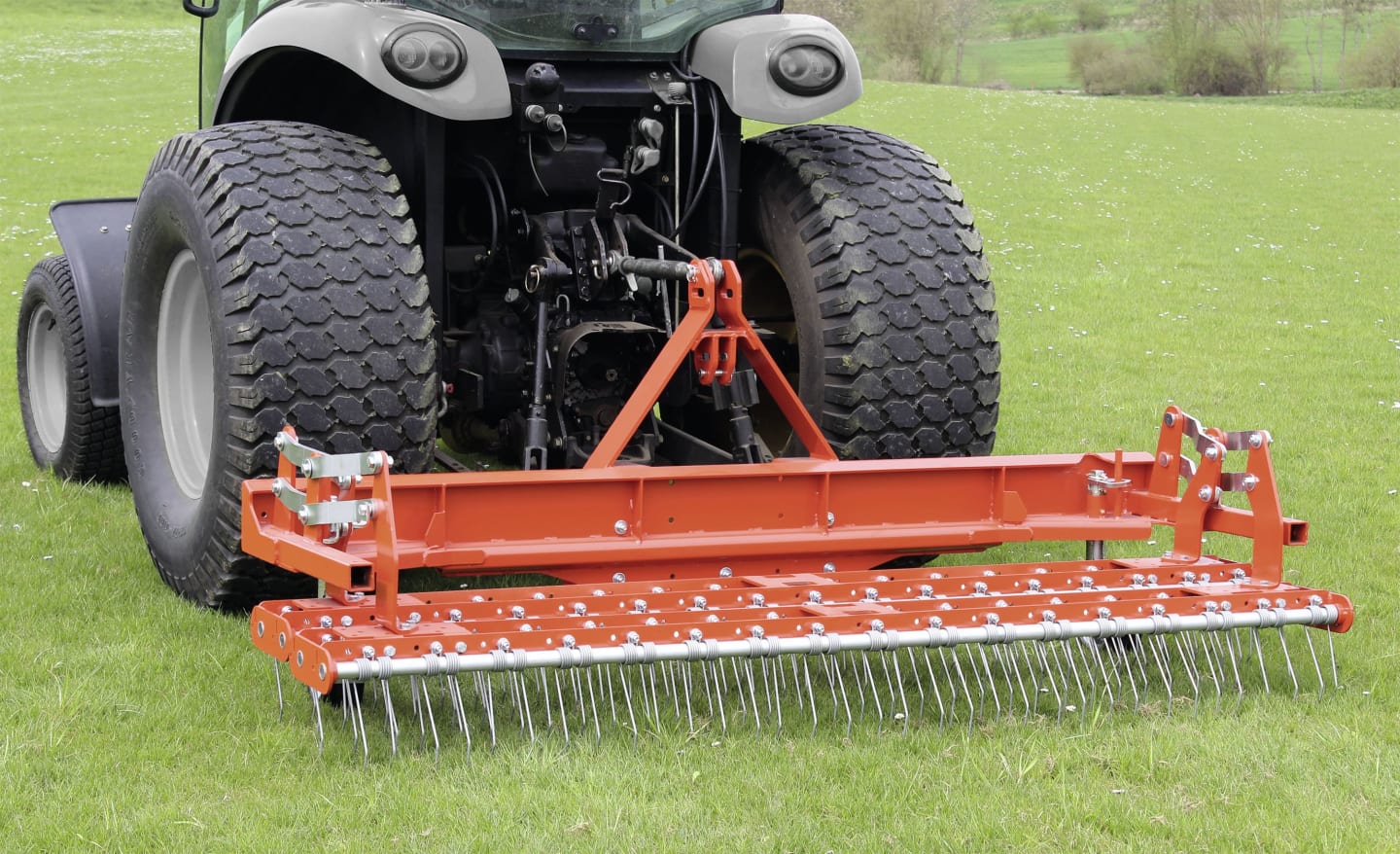 Wiedenmann® Rasenstriegel "Terra Rake 230", Arbeitsbreite 230 cm Dreipunktanbau Kat. 1/Kat. 2"