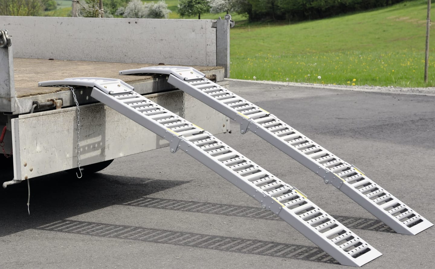 TRAILER POOL Verladeschiene 898/2.000 x 250 mm, 2 St., Auflagezunge, 2-fach klappbar, ohne Rand, Stahl, 018 900 008/1