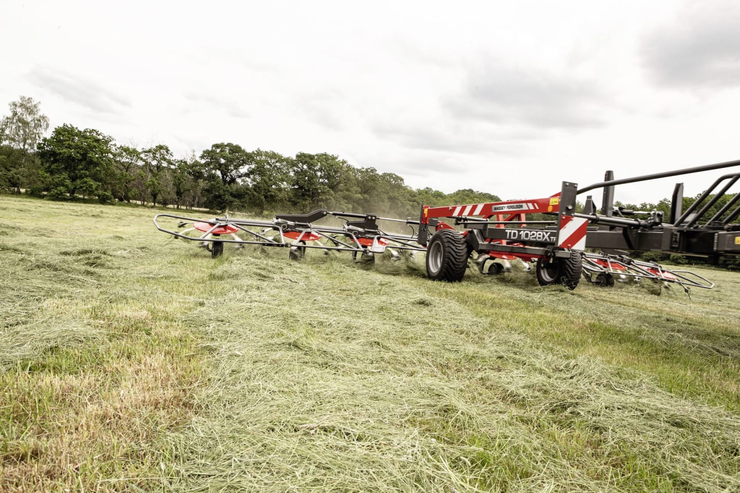 Massey Ferguson Heuwender "MF TD 1028 X TRC" 10,20 m Unterlenker Heck