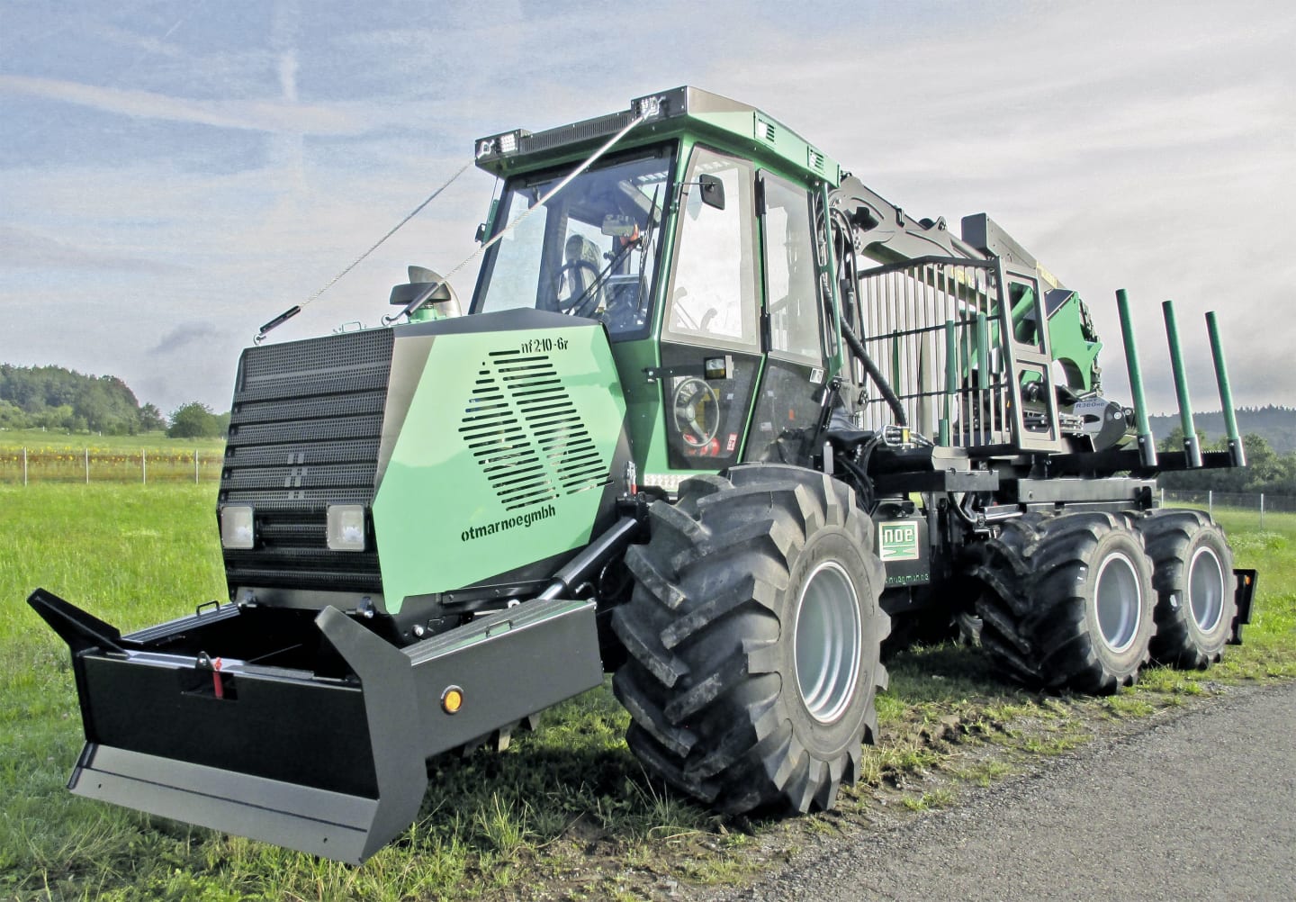 Noe Forsttraktor "NF 210-6R" 6-Rad