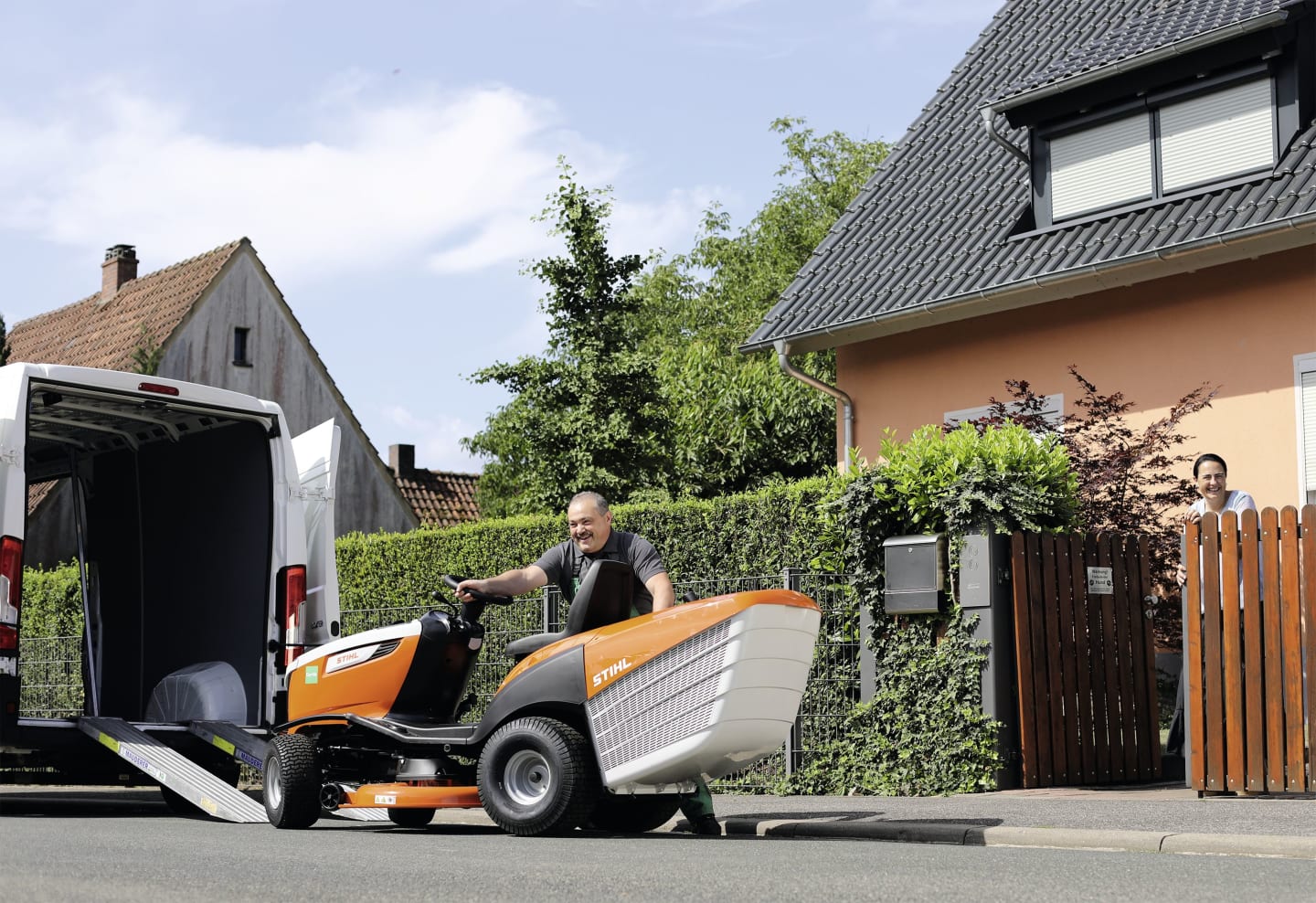 BayWa Hol- und Bringservice für Gartengeräte, bis 15 km Entfernung
