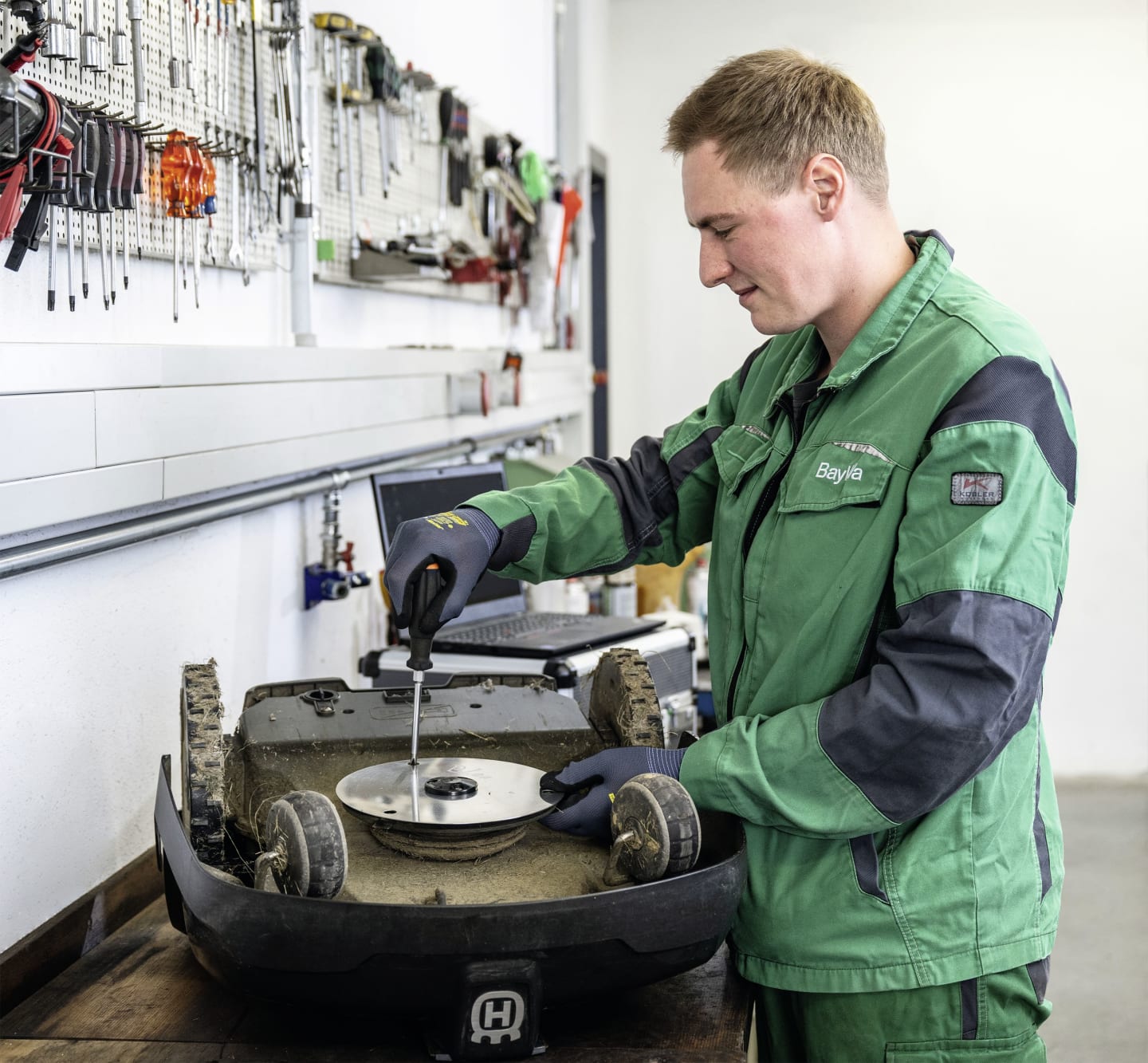 BayWa Mähroboter-Service "Inspektion Premiumpaket" für Husqvarna, Stihl, Kress, Gardena,