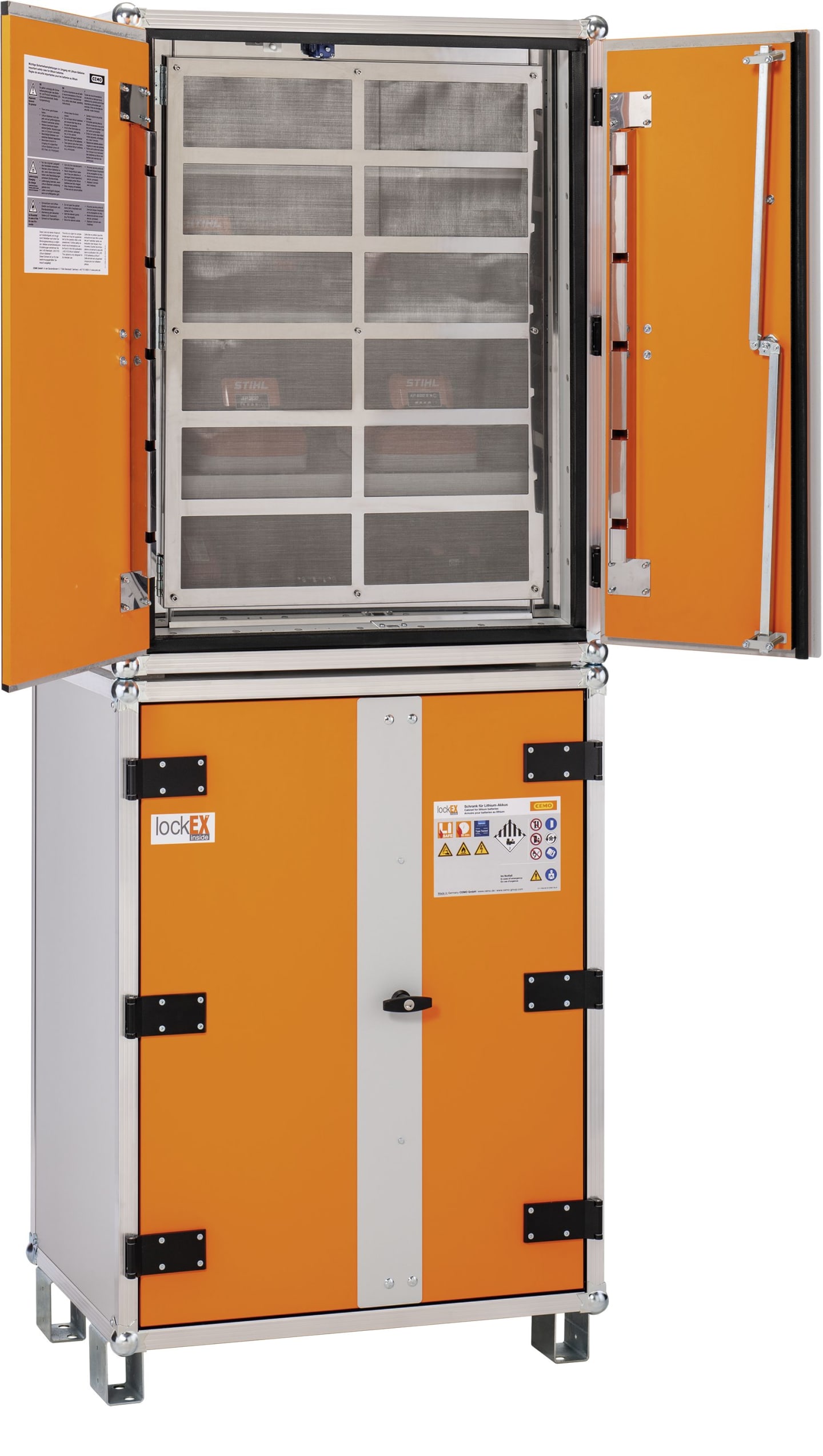 Cemo Akku-Ladeschrank "Basic 8/20" 400 V, 810 x 2.130 x 660 mm, mit Füßen, 12049