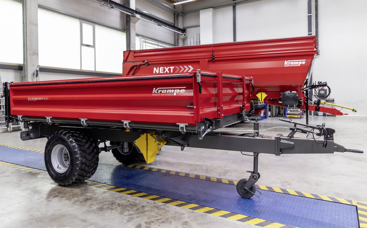 Krampe Dreiseitenkipper "Flexbody" 4,4 t, 1-Achs